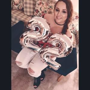 Meet your Posher, Brooke